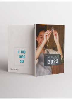 Catalogo 2023 Copertina Neutra Italiano